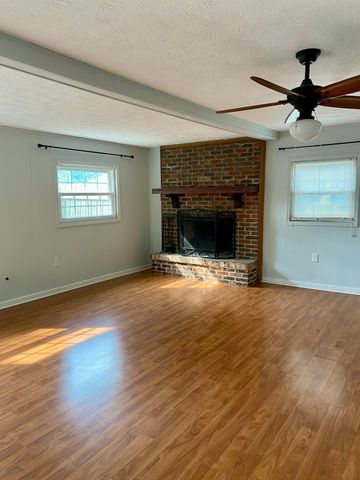 920 Magnolia Drive, Aiken, SC 29803