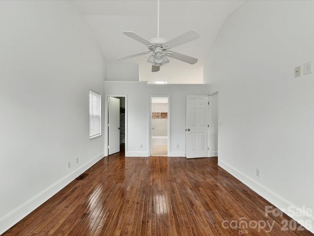 8413 Red Setter Lane, Charlotte, NC 28227