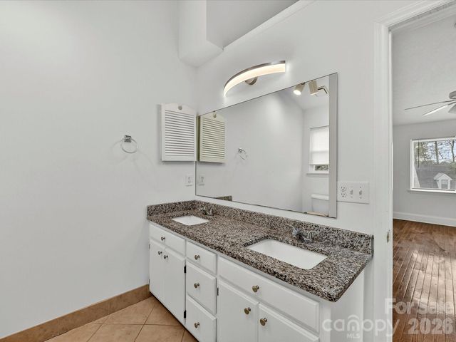 8413 Red Setter Lane, Charlotte, NC 28227