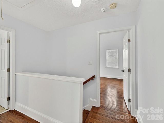 8413 Red Setter Lane, Charlotte, NC 28227