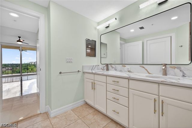 3426 Hancock Bridge PKWY 606, North Fort Myers, FL 33903