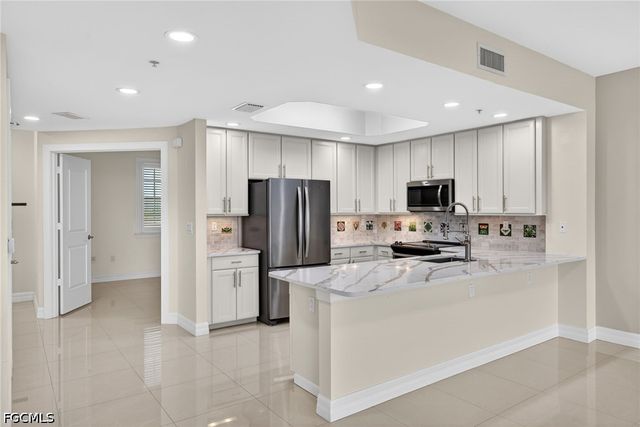 3426 Hancock Bridge PKWY 606, North Fort Myers, FL 33903