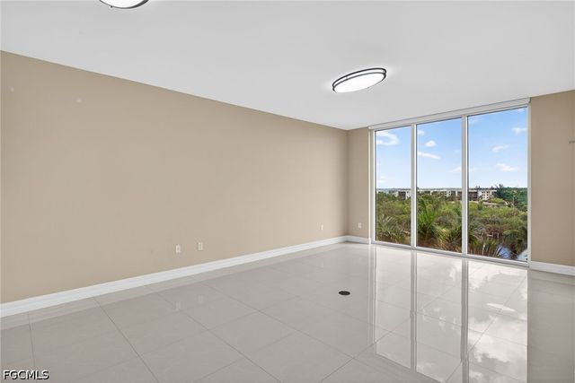 3426 Hancock Bridge PKWY 606, North Fort Myers, FL 33903