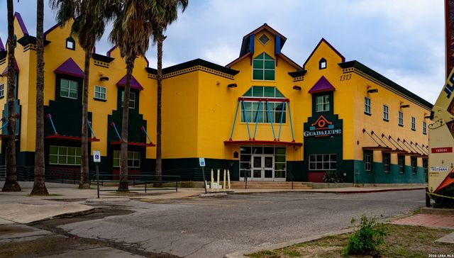 715 S TRINITY ST, San Antonio, TX 78207