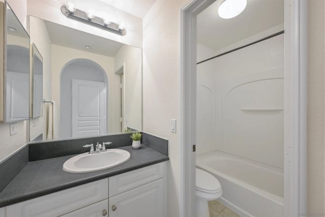 749 Almond Rd, San Marcos, CA 92078