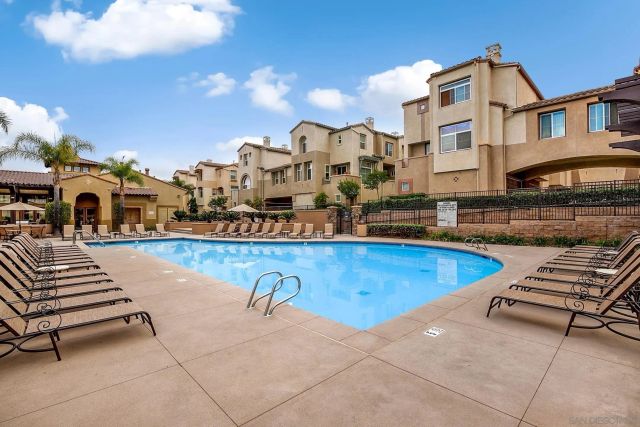 749 Almond Rd, San Marcos, CA 92078