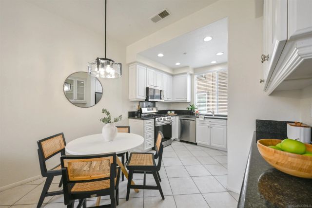 749 Almond Rd, San Marcos, CA 92078