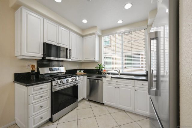 749 Almond Rd, San Marcos, CA 92078