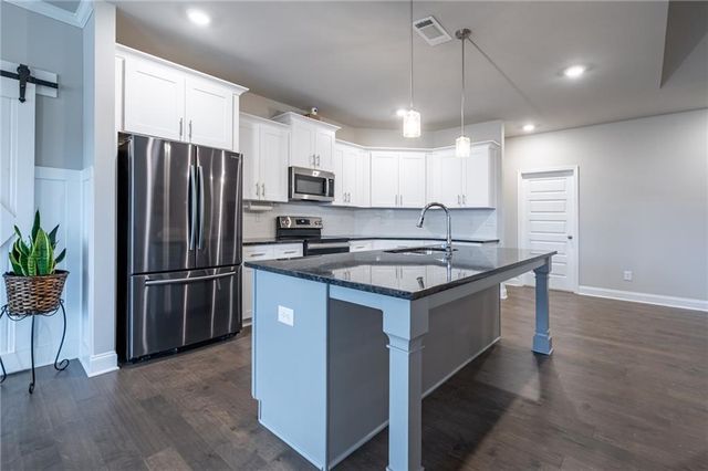 8661 St Andrews Parkway, Winston, GA 30187