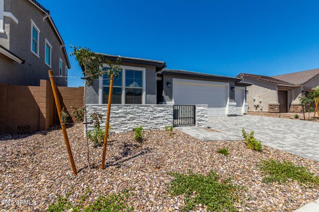 18194 W ELIZABETH Avenue, Goodyear, AZ 85338