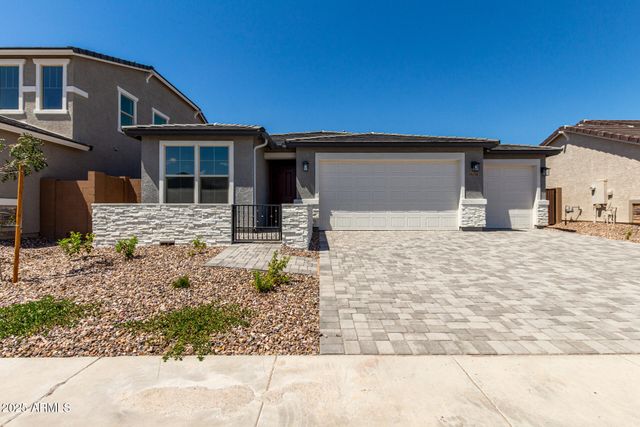18194 W ELIZABETH Avenue, Goodyear, AZ 85338