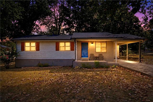 1105 Royal Drive, Bentonville, AR 72712