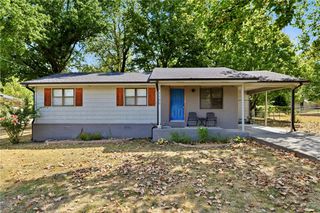 1105 Royal Drive, Bentonville, AR 72712
