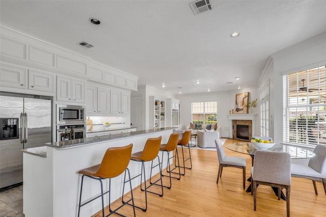 5007 Beech Street, Bellaire, TX 77401