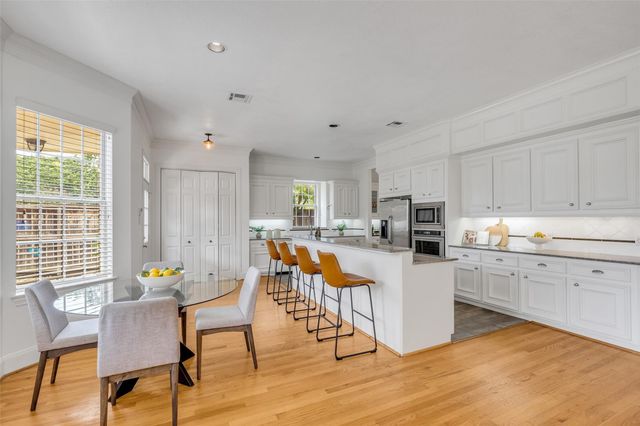 5007 Beech Street, Bellaire, TX 77401