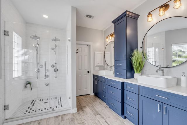 5007 Beech Street, Bellaire, TX 77401