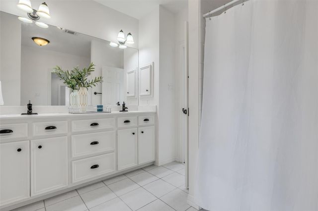 5007 Beech Street, Bellaire, TX 77401