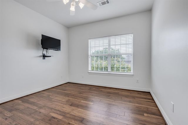 5007 Beech Street, Bellaire, TX 77401