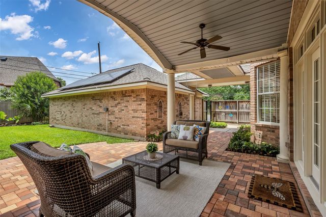 5007 Beech Street, Bellaire, TX 77401