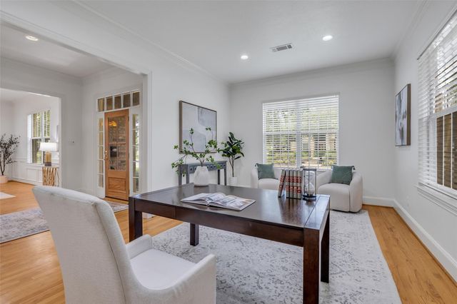 5007 Beech Street, Bellaire, TX 77401