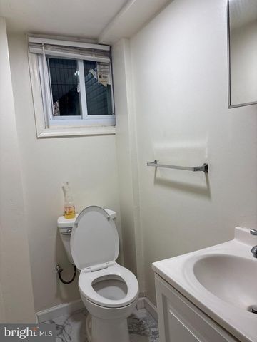 534 MADISON ST NW, Washington, DC 20011