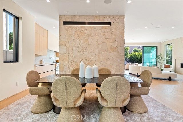 14738 Otsego Street, Sherman Oaks, CA 91403