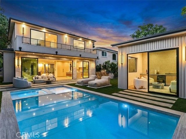 14738 Otsego Street, Sherman Oaks, CA 91403