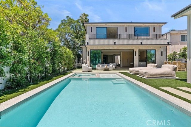 14738 Otsego Street, Sherman Oaks, CA 91403