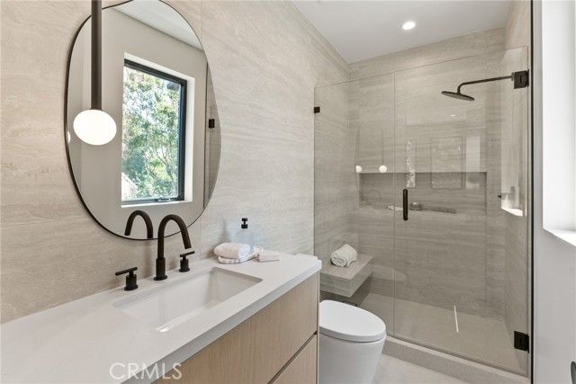 14738 Otsego Street, Sherman Oaks, CA 91403