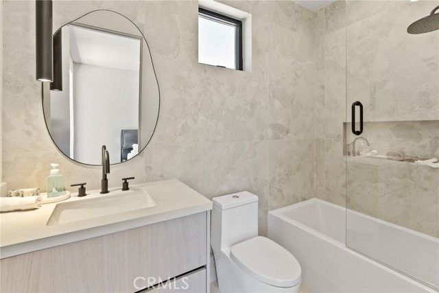 14738 Otsego Street, Sherman Oaks, CA 91403