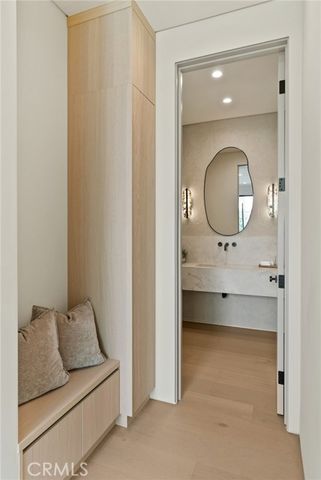 14738 Otsego Street, Sherman Oaks, CA 91403