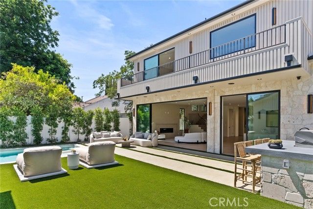 14738 Otsego Street, Sherman Oaks, CA 91403