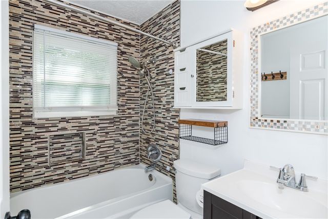 1976 Redstone Drive, Fairborn, OH 45324