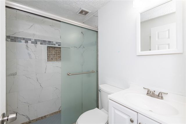 1976 Redstone Drive, Fairborn, OH 45324