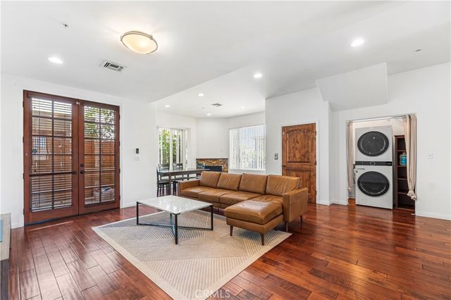3833 Huron Ave. 1, Culver City, CA 90232