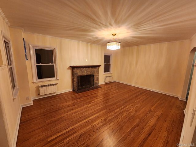 114 Lexington Avenue 1, Franklin Square, NY 11010
