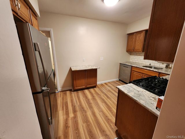 114 Lexington Avenue 1, Franklin Square, NY 11010