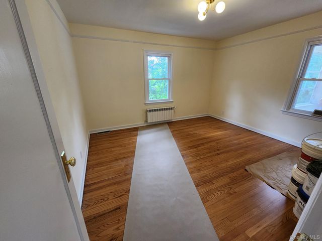 114 Lexington Avenue 1, Franklin Square, NY 11010