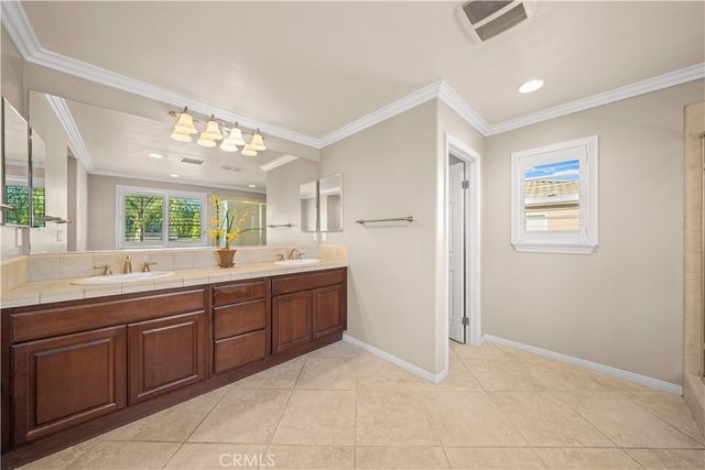 14075 Silent Stream Ct, Eastvale, CA 92880