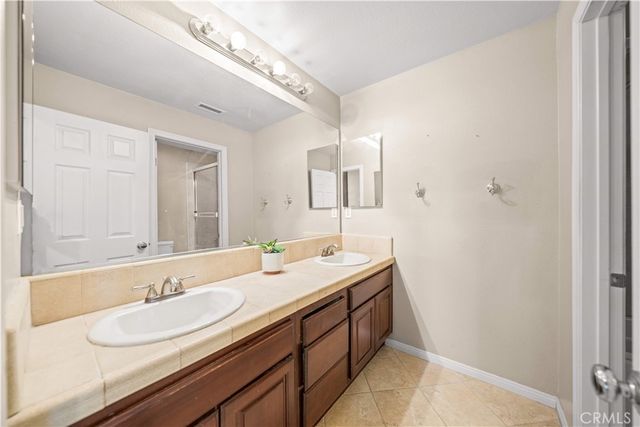 14075 Silent Stream Ct, Eastvale, CA 92880