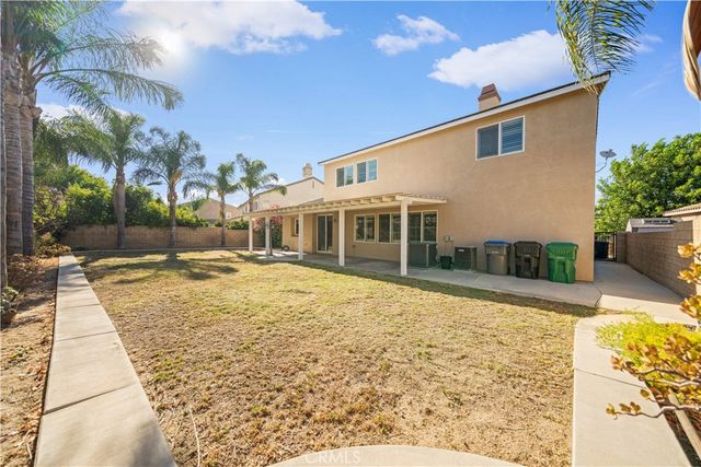 14075 Silent Stream Ct, Eastvale, CA 92880