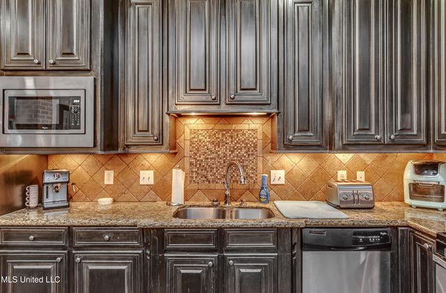 401 Emerald Trail, Brandon, MS 39047