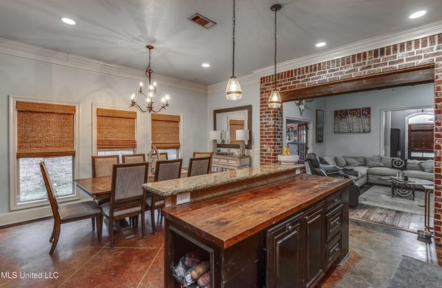 401 Emerald Trail, Brandon, MS 39047