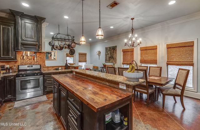 401 Emerald Trail, Brandon, MS 39047