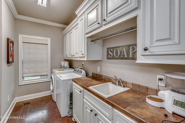 401 Emerald Trail, Brandon, MS 39047