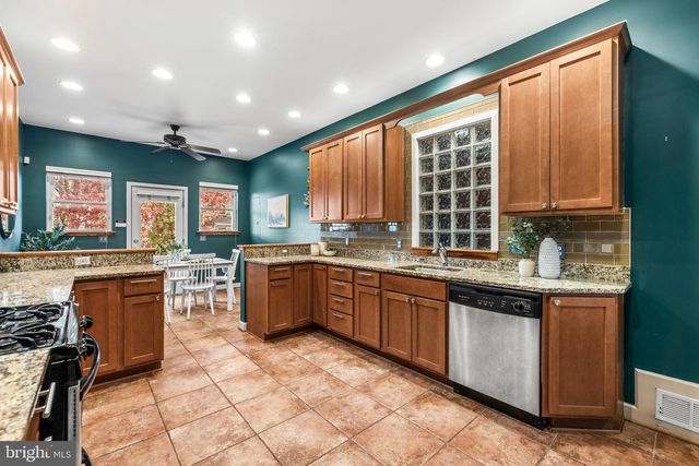 1445 HULL ST, Baltimore, MD 21230