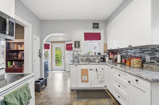 1862 Princeton Drive, Toledo, OH 43614