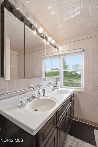 1862 Princeton Drive, Toledo, OH 43614