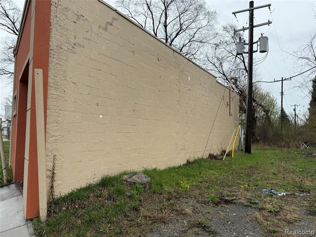 12582 E Mcnichols Road, Detroit, MI 48205