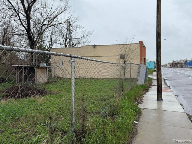 12582 E Mcnichols Road, Detroit, MI 48205